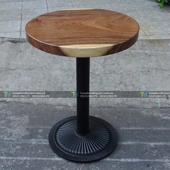 ban-cafe-mat-go-me-tay