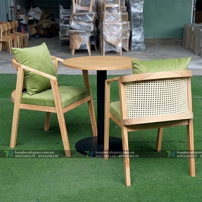 ban-ghe-cafe-go-decor-tua-may-nhua-mau-dep-nam-2027