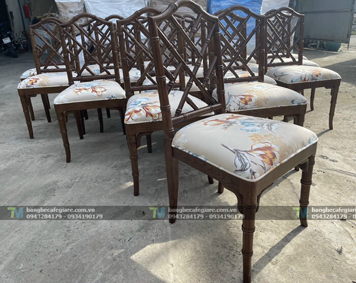 ban-ghe-go-nha-hang-hilal-bamboo