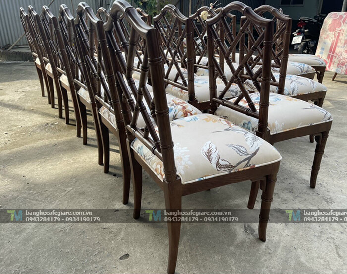 ban-ghe-nha-hang-phong-vip-dep-mau-ghe-hilal-bamboo