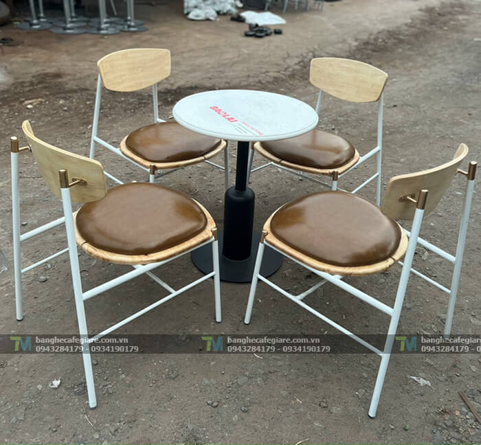 ban-ghe-cafe-sat-dep