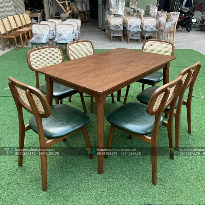 ban-ghe-go-nha-hang