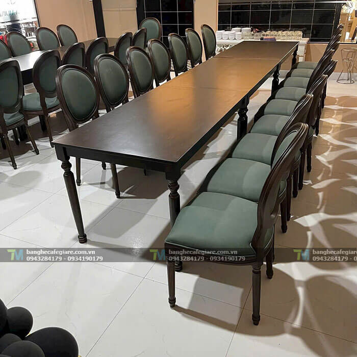 ban-ghe-nha-hang-cao-cap-louis
