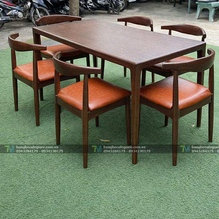ban-ghe-go-nha-hang-dep