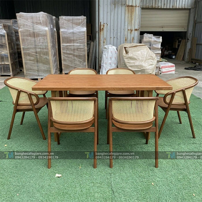 ban-ghe-nha-hang-cao-cap-mau-dep-nam-2026