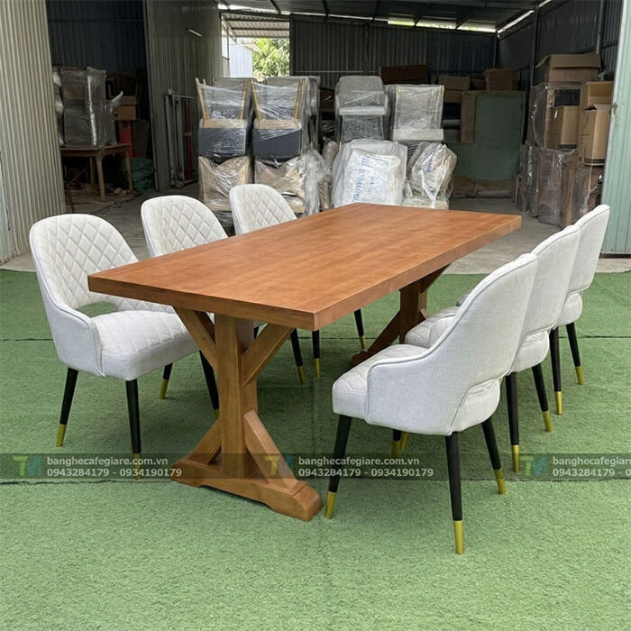 ban-ghe-go-nha-hang-phong-an-cao-cap