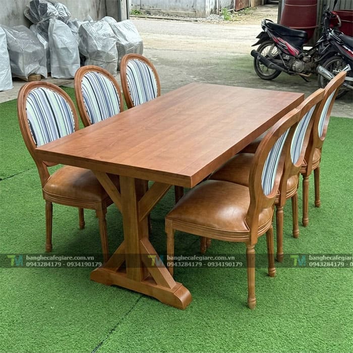 ban-ghe-nha-hang-go-vintage