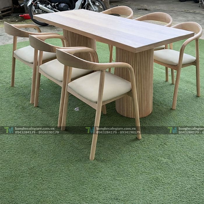 ban-ghe-nha-hang-decor-dep-nam-2026