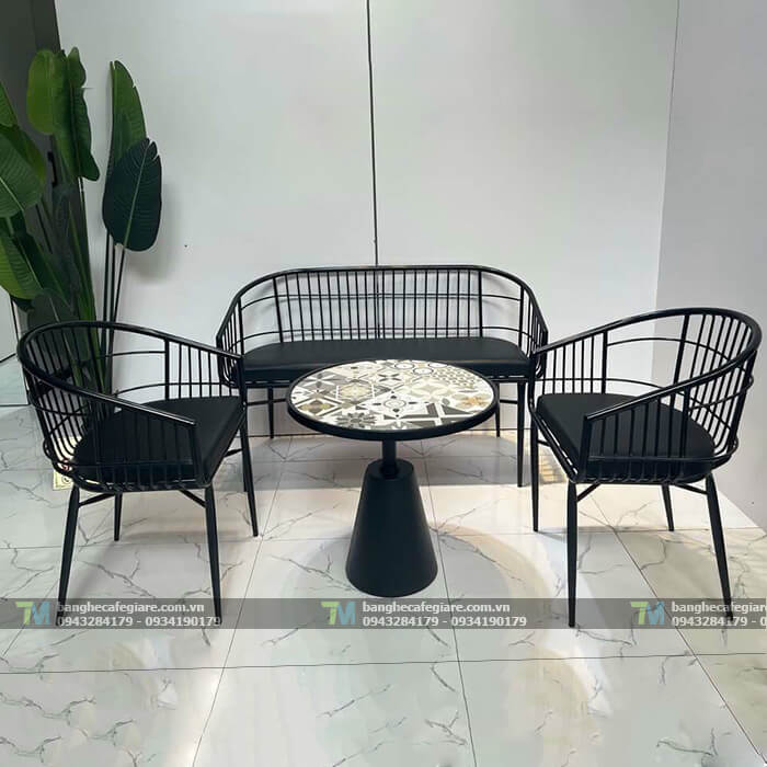 ban-ghe-sofa-cafe-sat-ngoai-troi