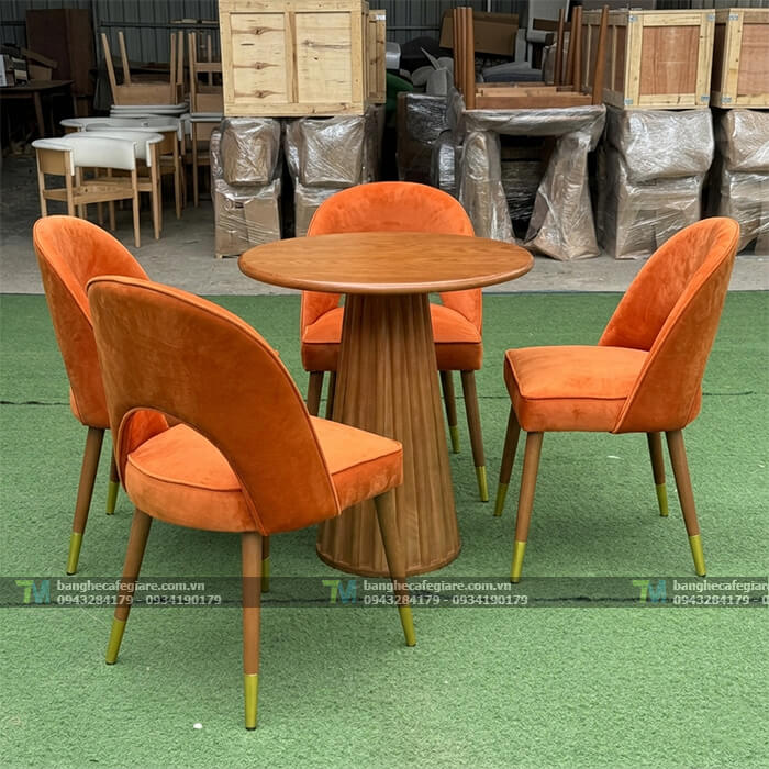 ban-ghe-cafe-deor-khung-go-collins