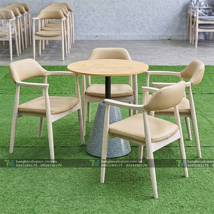 ban-ghe-cafe-go-dep-cao-cap