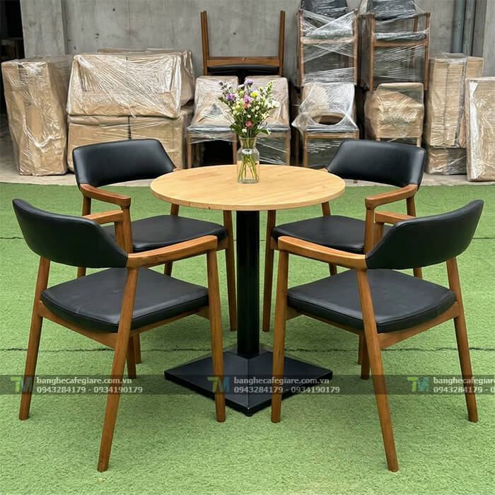 ban-ghe-cafe-go-cao-cap-hiroshima