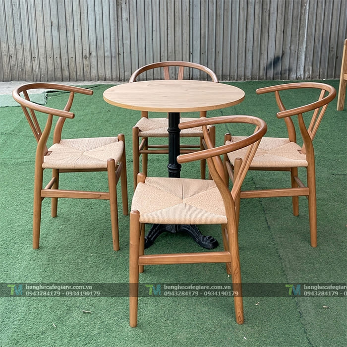ban-ghe-cafe-go-cao-cap