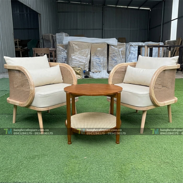 sofa-cafe-go-mau-moi-nam-2025