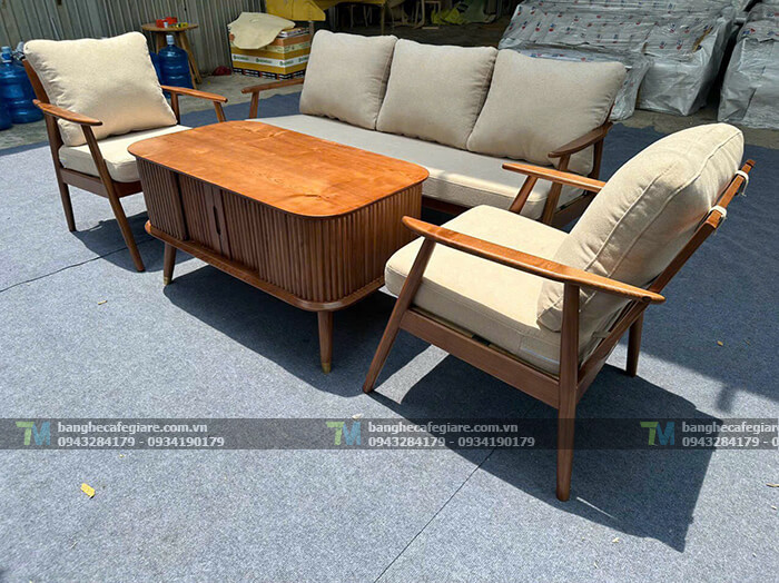 sofa-cafe-go-cao-cap
