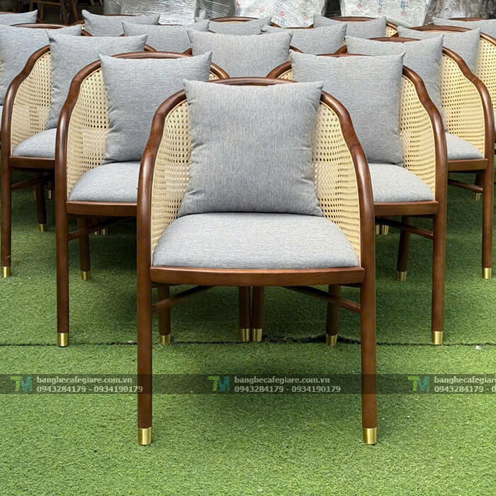 ban-ghe-cafe-go-dan-may