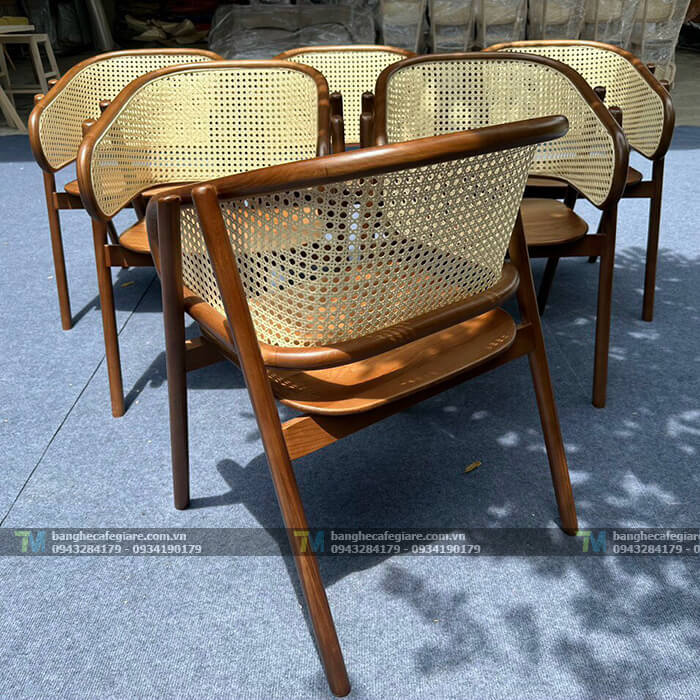 ghe-go-cafe-nha-hang-cane