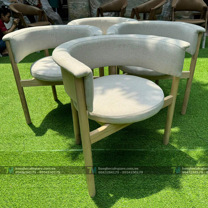 ghe-cafe-go-karimoku