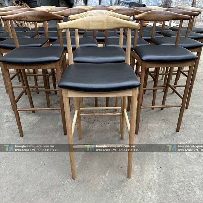 Ghế bar mặt gỗ chân sắt tròn - Bàn ghế gỗ giá tốt tại HCM