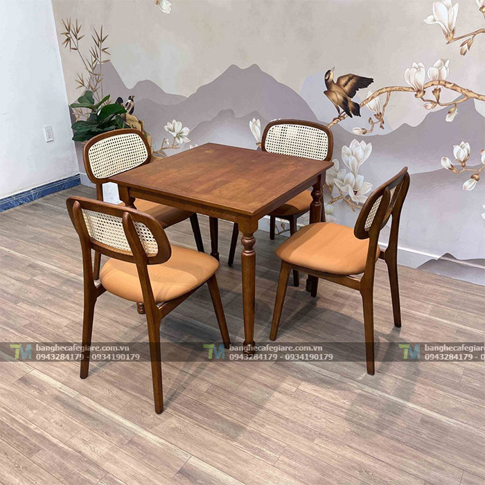 ban-ghe-nha-hang-go-dep