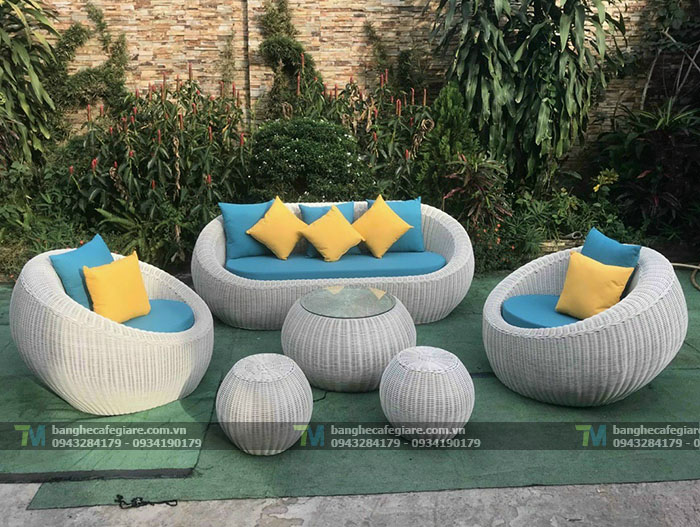 sofa-cafe-nhua-gia-may